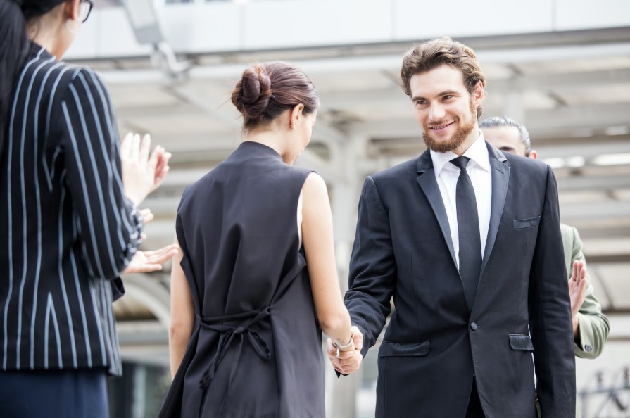 People Greet incontro